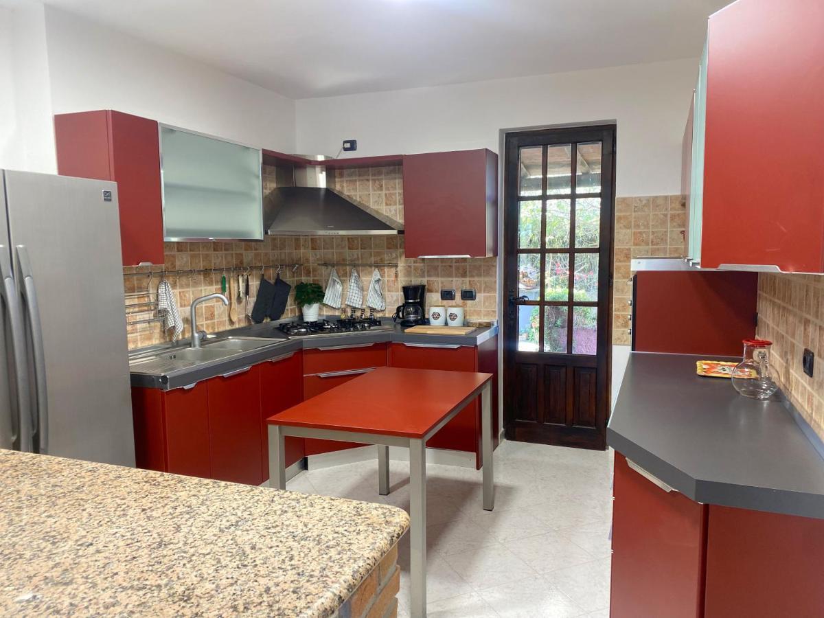 Lovely Home 5 Min Walk To The Beach, 3 Bedrooms Ample Outdoor Relax And Wifi Capitana Ngoại thất bức ảnh