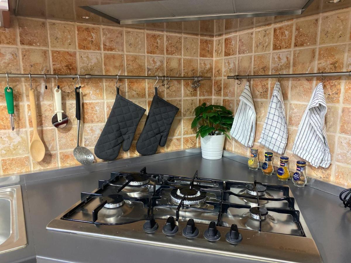 Lovely Home 5 Min Walk To The Beach, 3 Bedrooms Ample Outdoor Relax And Wifi Capitana Ngoại thất bức ảnh
